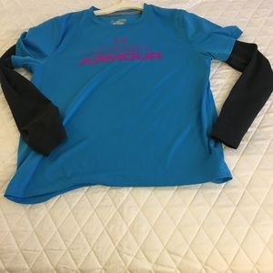 Under Armour YXL long sleeve shirt